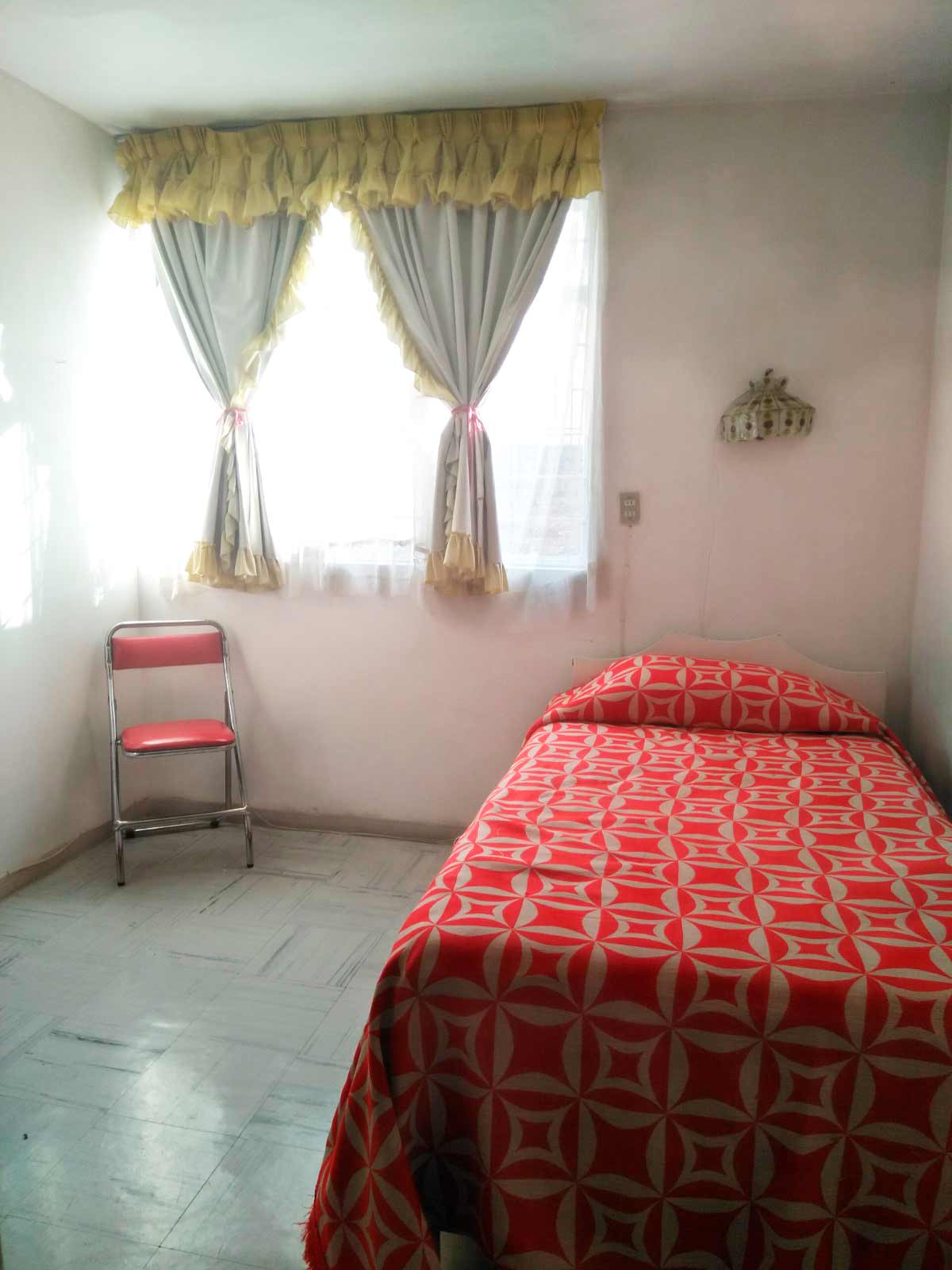 HABITACIÓN BLANCA